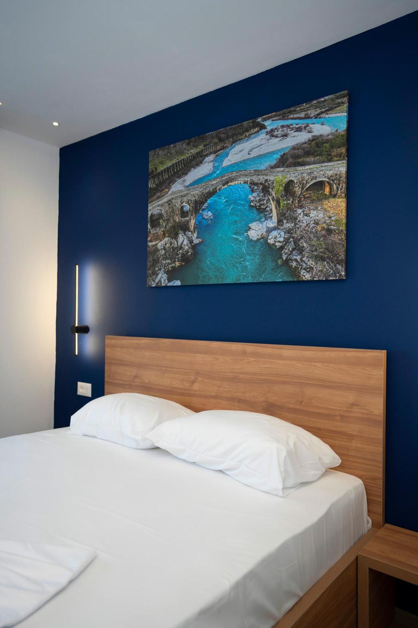 Sela Hotel 3*