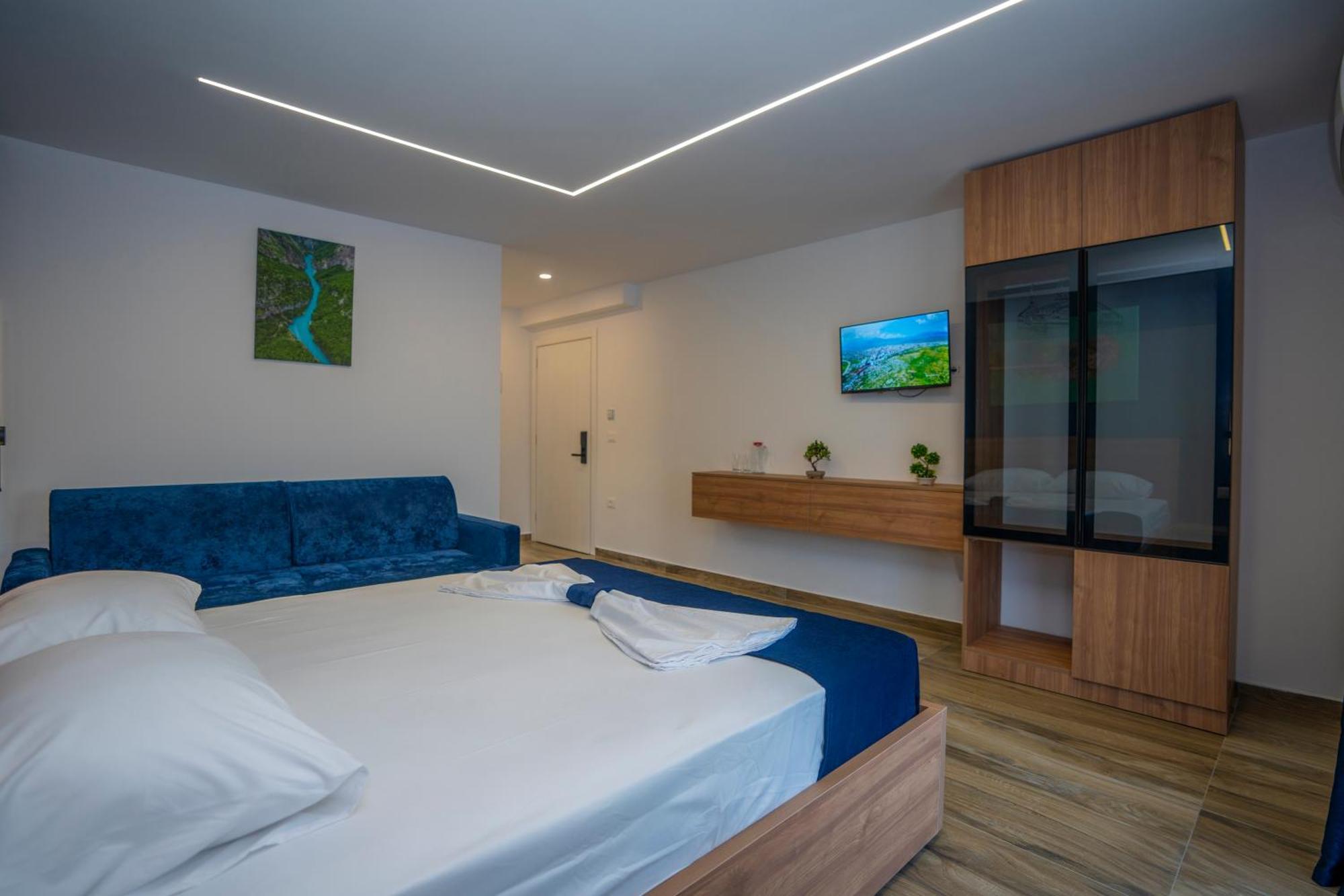 Sela Hotel 3*