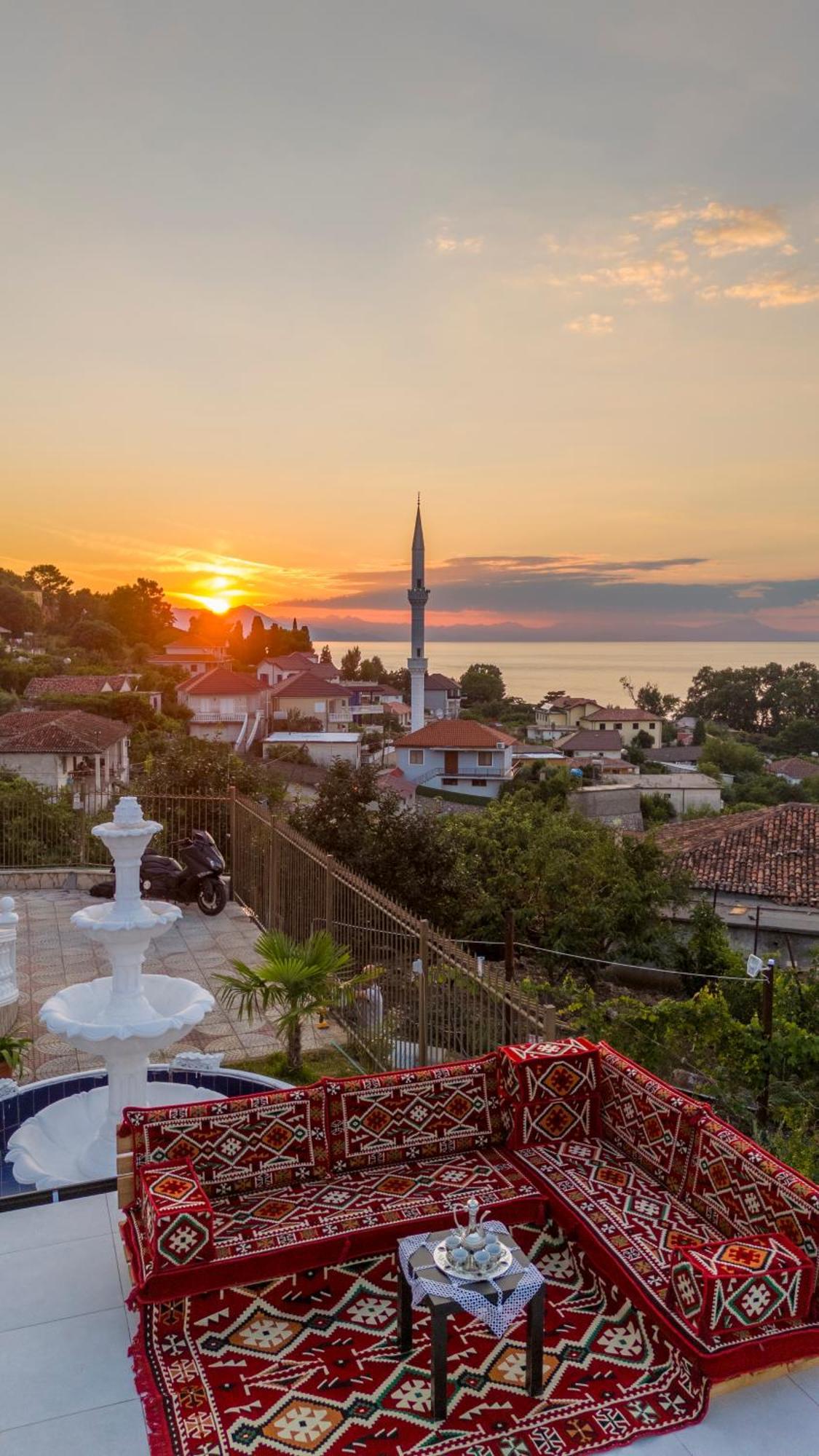 Sela Hotel
