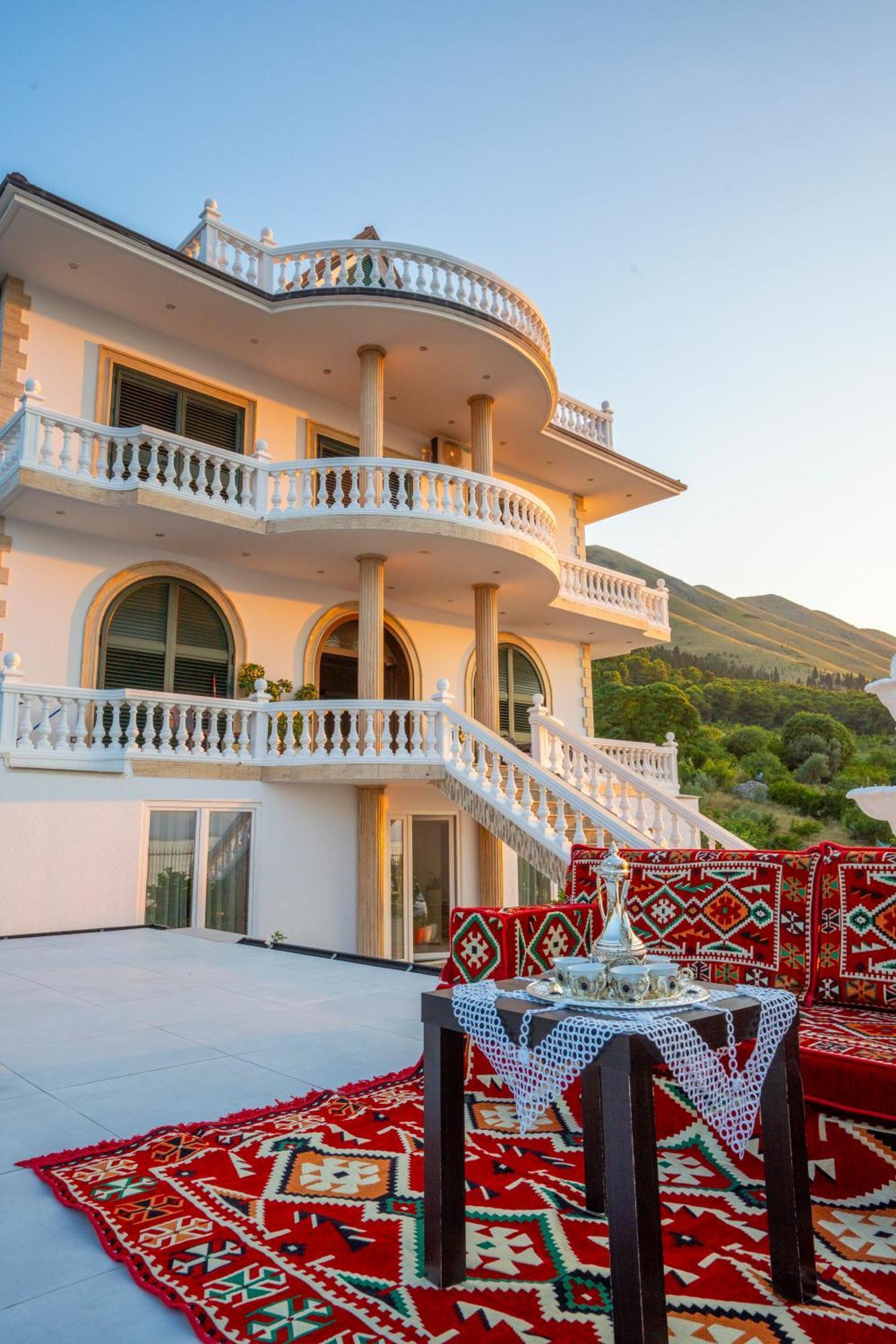 Hotel Sela 3*